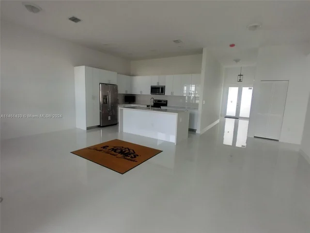 22428 SW 124 Av, Miami FL 33170
