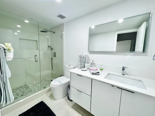 19380 Collins Ave # 321, Sunny Isles Beach FL 33160
