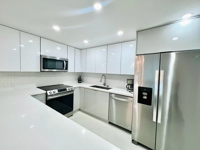 19380 Collins Ave # 321, Sunny Isles Beach FL 33160