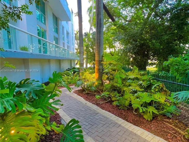 1861 NW South River Dr # 02, Miami FL 33125