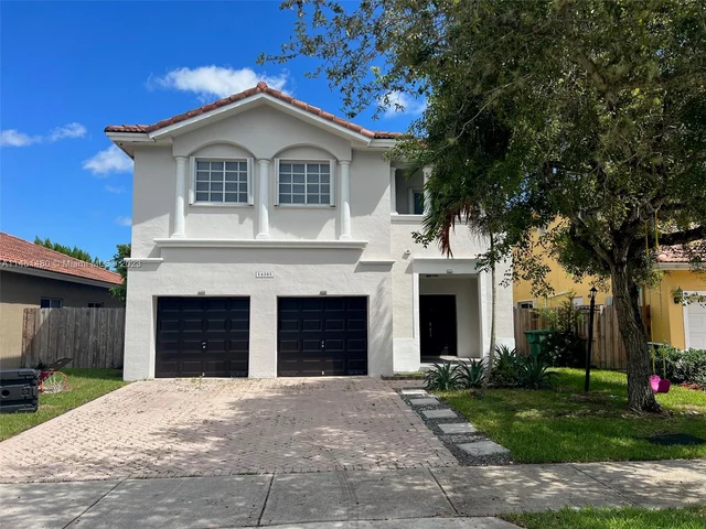 14301 SW 130th ave, Miami FL 33186