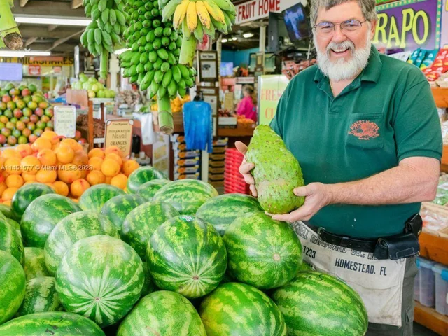 221 NW 12th Ct # 221, Florida City FL 33034