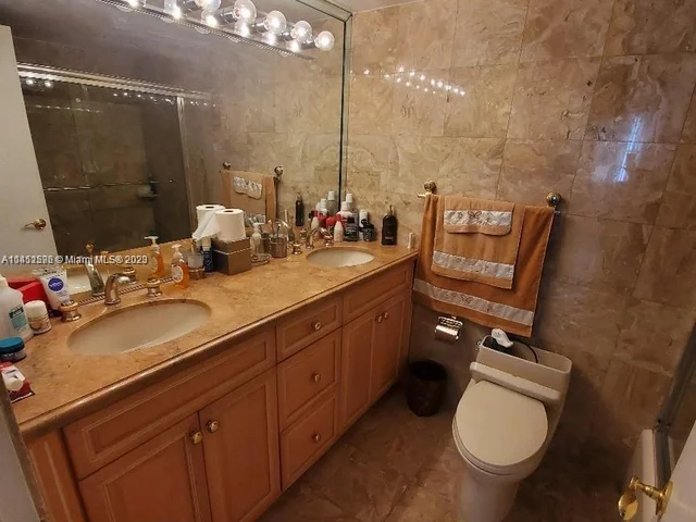 18031 Biscayne Blvd # 1401, Aventura FL 33160