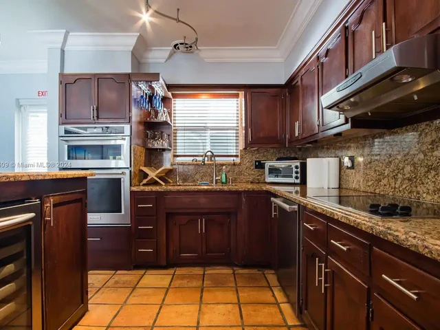 3467 Fillmore St, Hollywood FL 33021