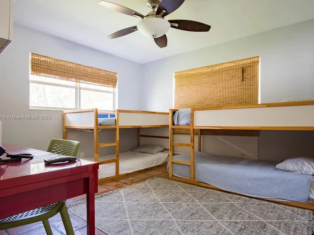 3467 Fillmore St, Hollywood FL 33021