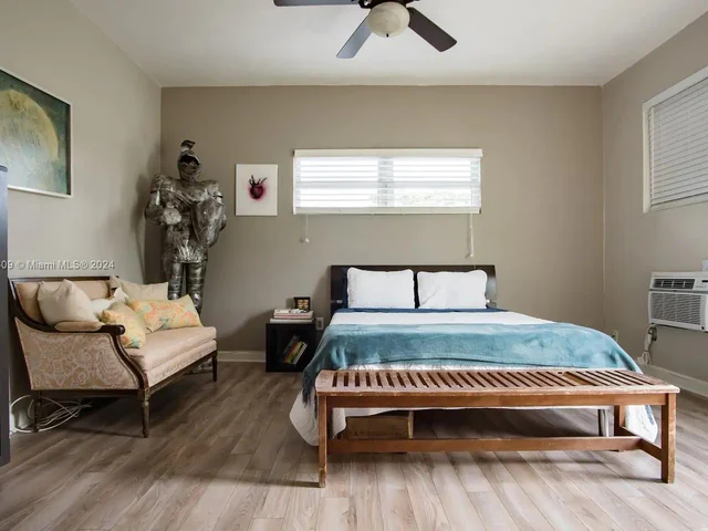 3467 Fillmore St, Hollywood FL 33021