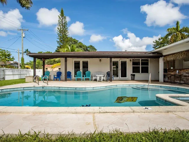 3467 Fillmore St, Hollywood FL 33021