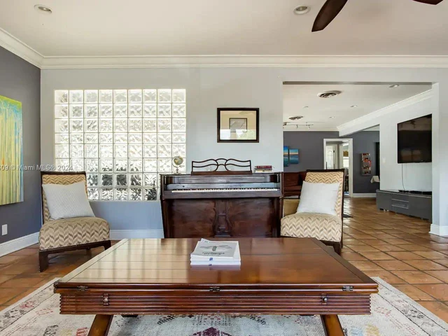 3467 Fillmore St, Hollywood FL 33021