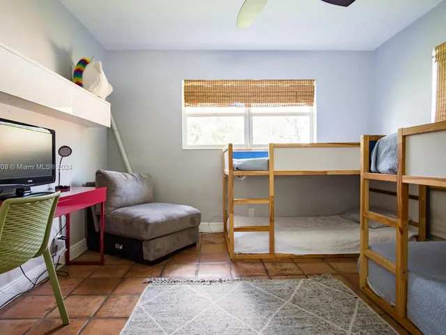 3467 Fillmore St, Hollywood FL 33021