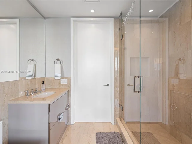 15701 Collins Ave # 4401, Sunny Isles Beach FL 33160