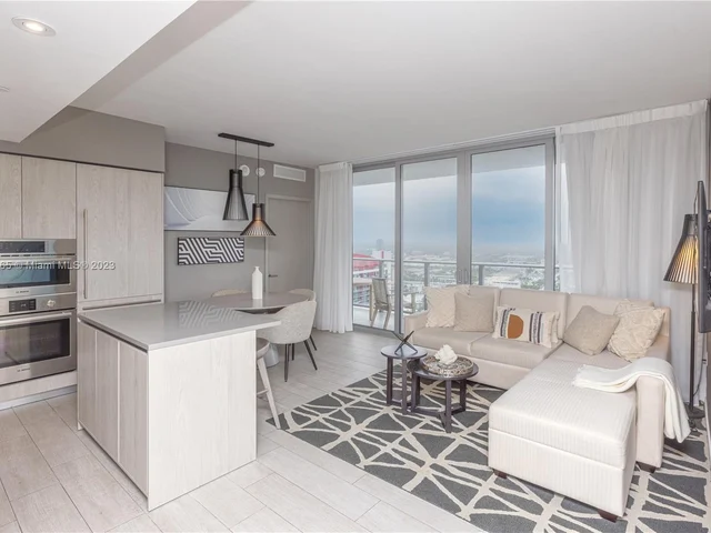 4010 S Ocean Dr # T3504, Hollywood FL 33019