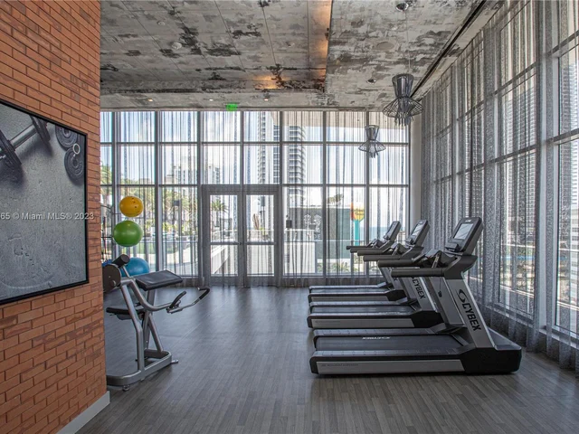 4010 S Ocean Dr # T3504, Hollywood FL 33019