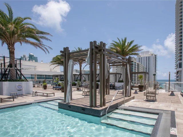 4010 S Ocean Dr # T3504, Hollywood FL 33019