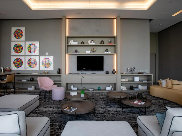 4010 S Ocean Dr # T3504, Hollywood FL 33019