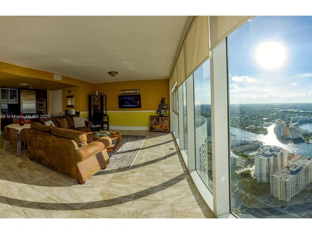 1830 S Ocean Dr # 5107, Hallandale Beach FL 33009