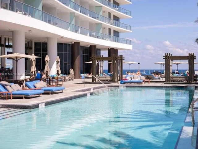 1830 S Ocean Dr # 5107, Hallandale Beach FL 33009