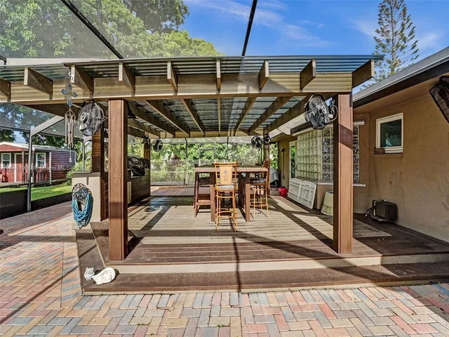 11860 Tara Dr, Plantation FL 33325