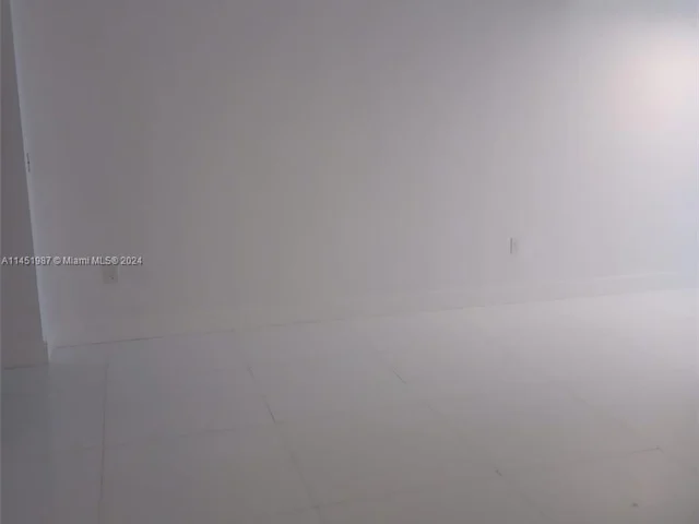 1010 Brickell Ave # 3205, Miami FL 33131