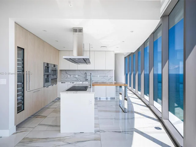 15701 Collins Ave # 2905, Sunny Isles Beach FL 33160