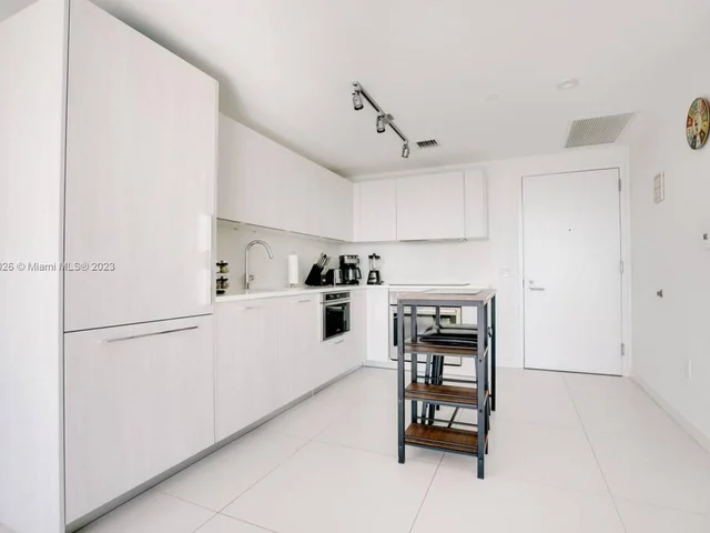 501 NE 31st St # 3709, Miami FL 33137