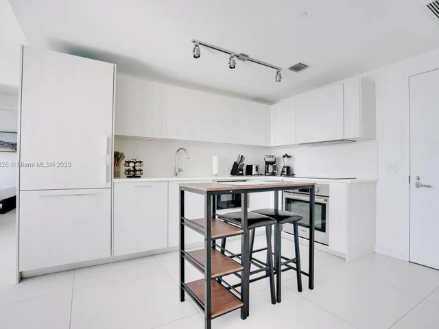 501 NE 31st St # 3709, Miami FL 33137