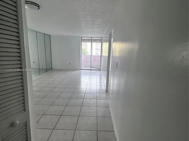 5050 NW 7th St # 505, Miami FL 33126