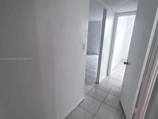 5050 NW 7th St # 505, Miami FL 33126