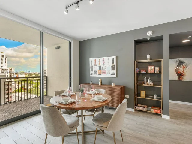 999 SW 1st Ave # 1412, Miami FL 33130