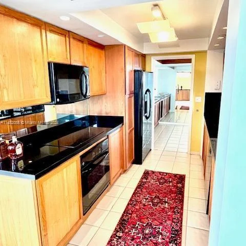 4000 Towerside Ter # 2212, Miami FL 33138