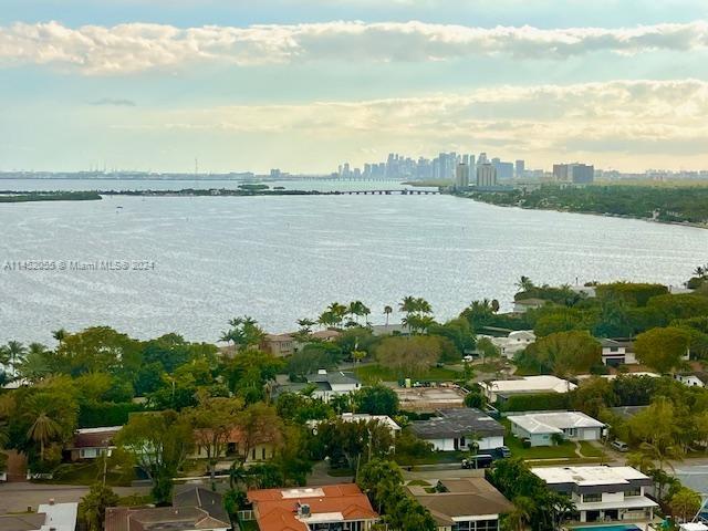 4000 Towerside Ter # 2212, Miami FL 33138