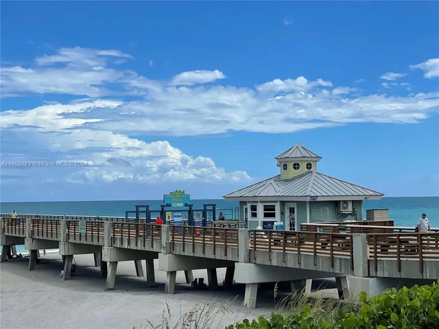 102 Ocean Breeze Dr # 102, Juno Beach FL 33408