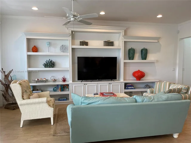 102 Ocean Breeze Dr # 102, Juno Beach FL 33408