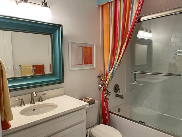 102 Ocean Breeze Dr # 102, Juno Beach FL 33408