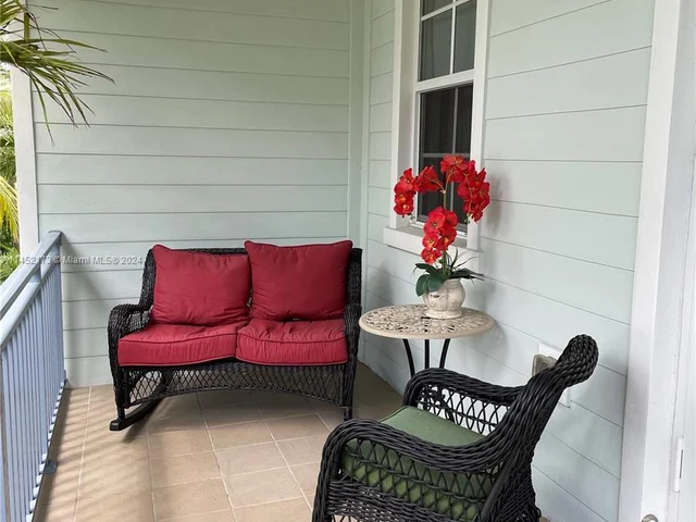 102 Ocean Breeze Dr # 102, Juno Beach FL 33408