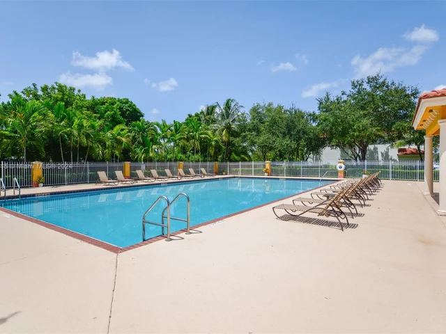 3621 NW 29th Ct # 3621, Lauderdale Lakes FL 33311