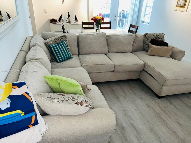 3044 SW 15th St, Miami FL 33145