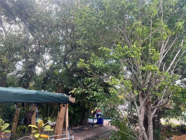 3044 SW 15th St, Miami FL 33145