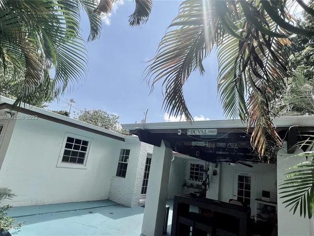 3044 SW 15th St, Miami FL 33145