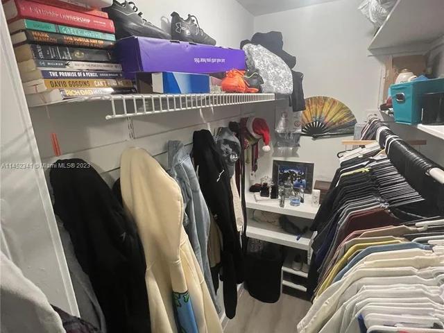 3044 SW 15th St, Miami FL 33145