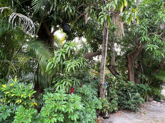 3044 SW 15th St, Miami FL 33145