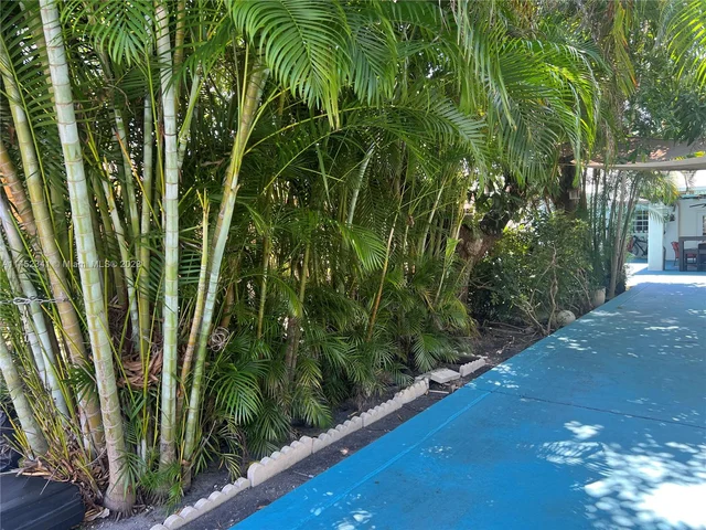 3044 SW 15th St, Miami FL 33145