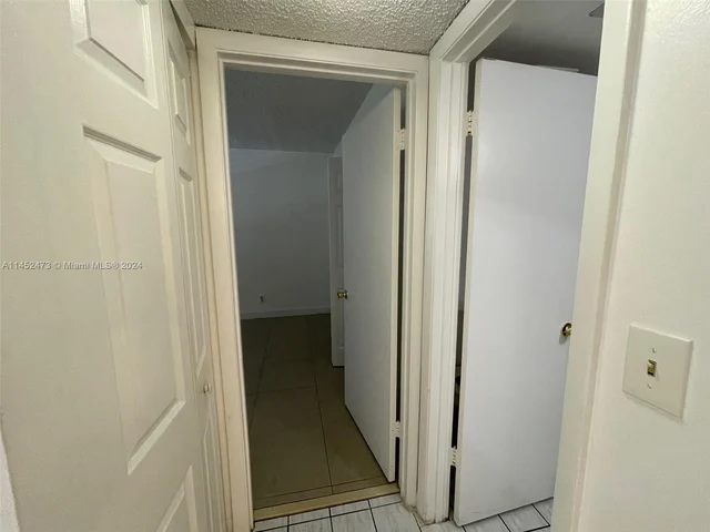 10501 W Broward Blvd # 303, Plantation FL 33324