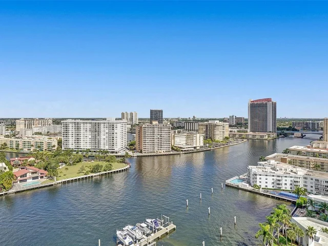 1965 S Ocean Dr # 18J, Hallandale Beach FL 33009