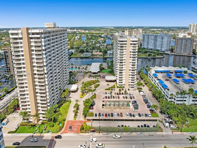 1965 S Ocean Dr # 18J, Hallandale Beach FL 33009