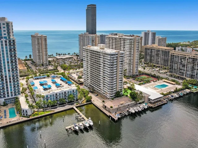 1965 S Ocean Dr # 18J, Hallandale Beach FL 33009