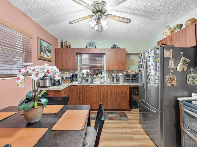 7940 SW 21st St, Miami FL 33155