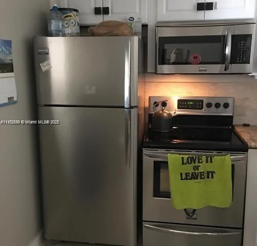 23 Cambridge A # 23, West Palm Beach FL 33417