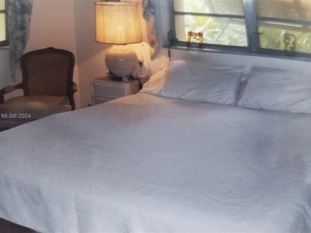 9350 SW 77th Ave # G4, Miami FL 33156