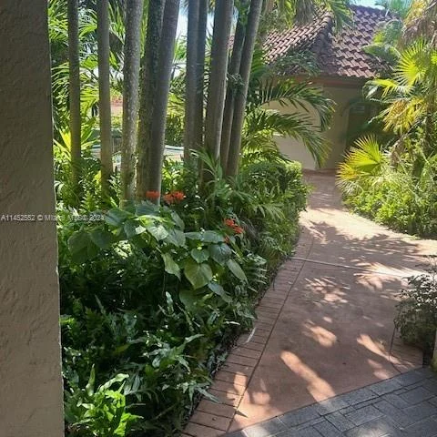 9350 SW 77th Ave # G4, Miami FL 33156