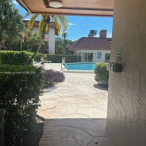 9350 SW 77th Ave # G4, Miami FL 33156